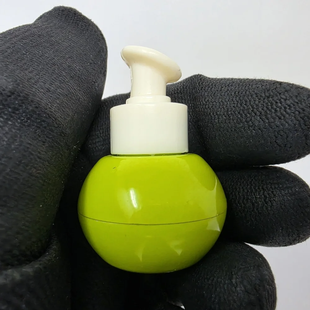 Plastic Spray Bottle Lotion Dispenser Doll House Toys Lot of 2